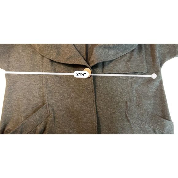 CAbi Lisbon ponte knit jacket in EUC. Size L. - Picture 8 of 9